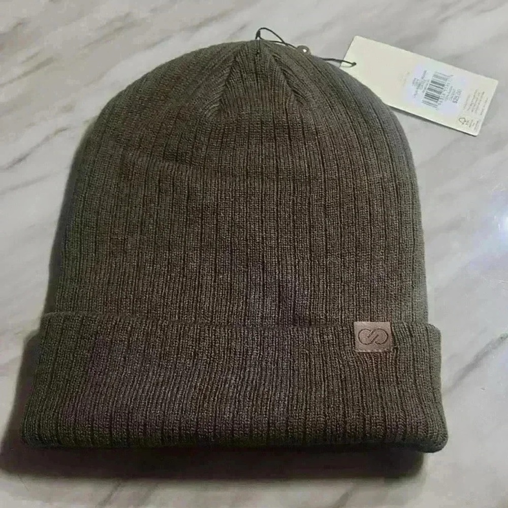 🌷3 items for $30🌷 ▪️ CALIA ▪️ Ribbed Knit Beanie